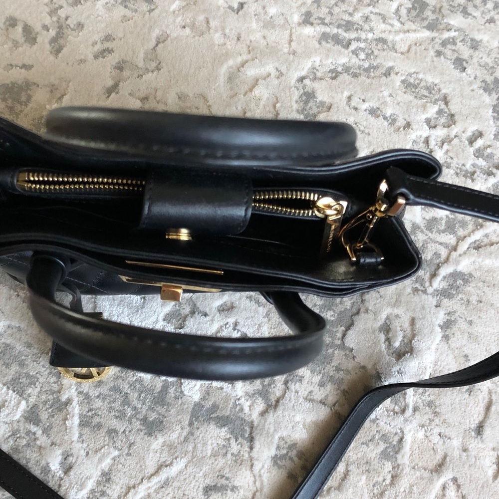 Michael Kors Bag - Picture 4 of 14